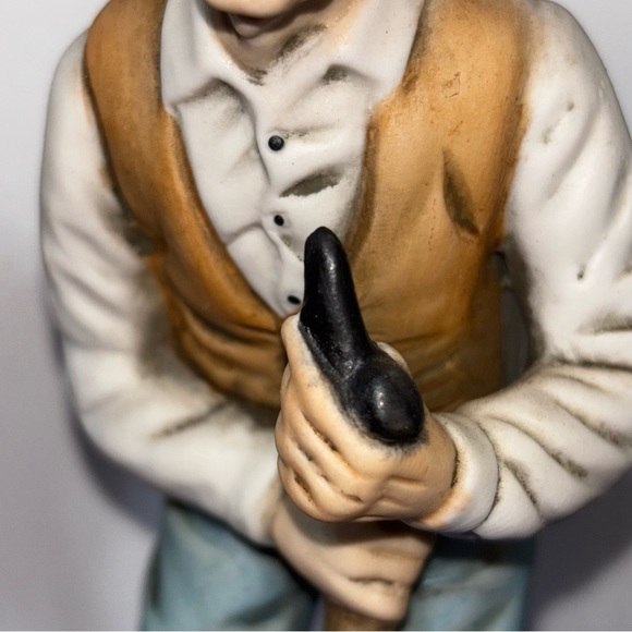 Vintage Figurine Set - Brown and Green Couple - Picture 7 of 13